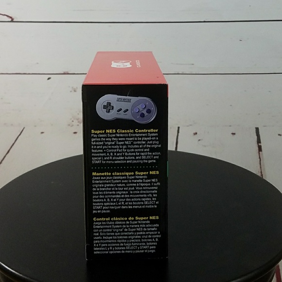 Super Nes Nintendo Mini On Hand - Picture 4 of 8