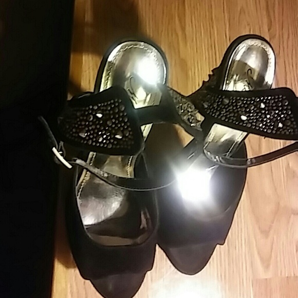 Sexxi. Six inch Studded Stilletos - Picture 3 of 4