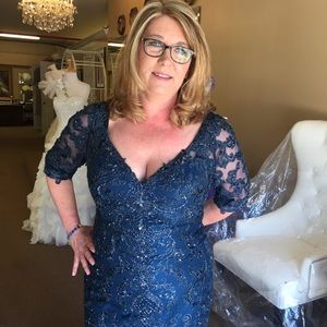 Meet your Posher, Lorraine