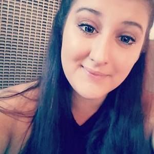 Meet your Posher, Karanicee