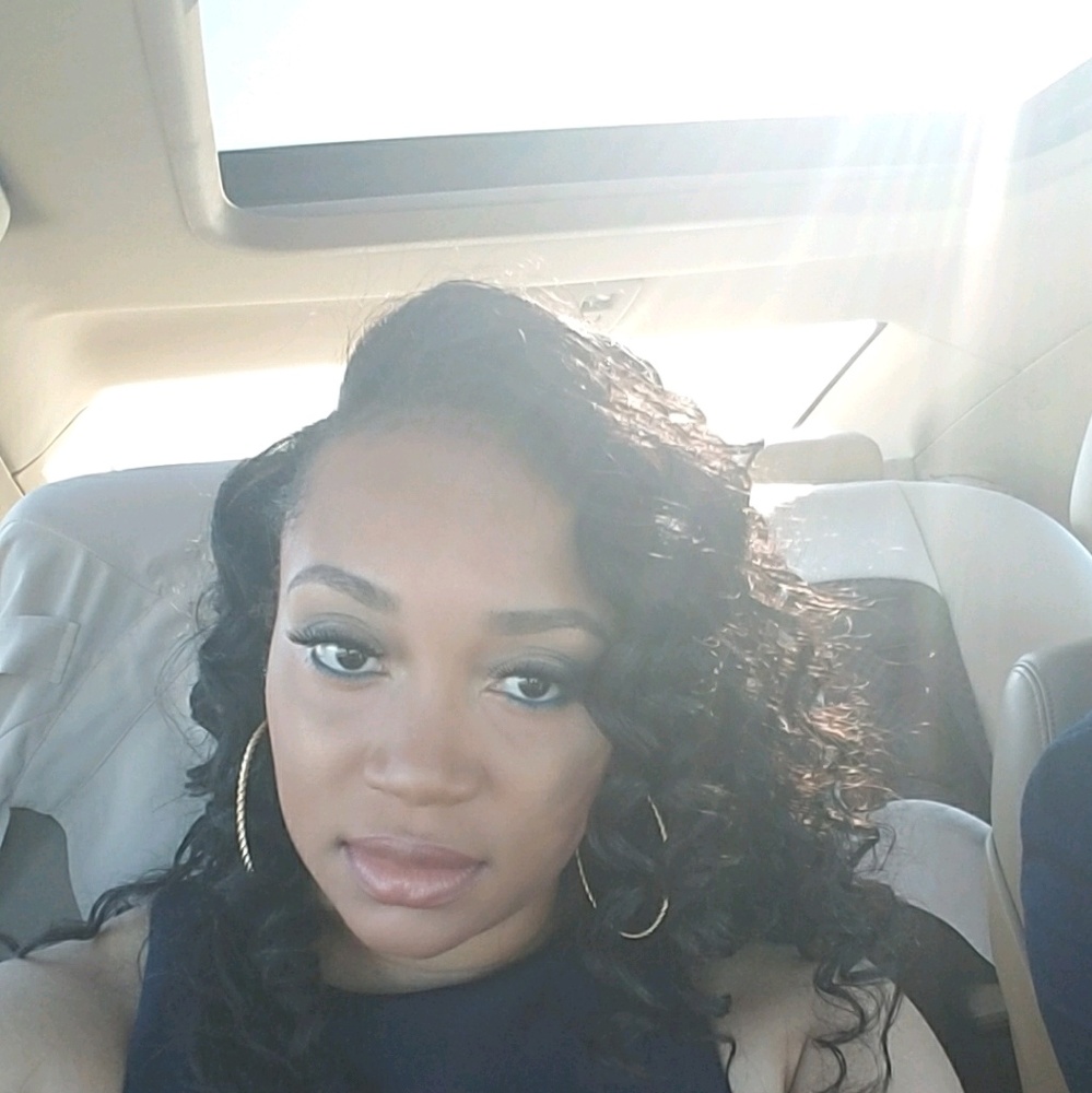 Meet your Posher, Sophia