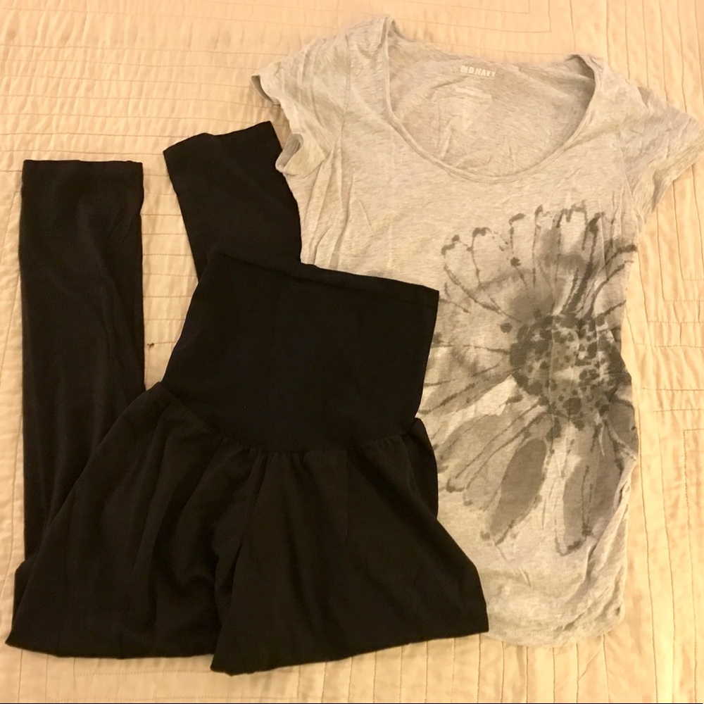 [XL] EUC! Lot of 2 - Tee & Leggings