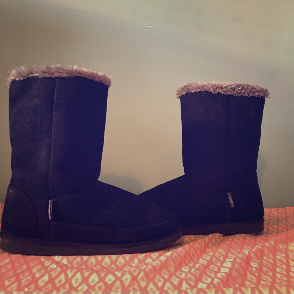 Sold on merc. Black winter boots last chance