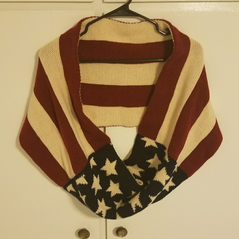 Americana Infinity Winter Scarf -
