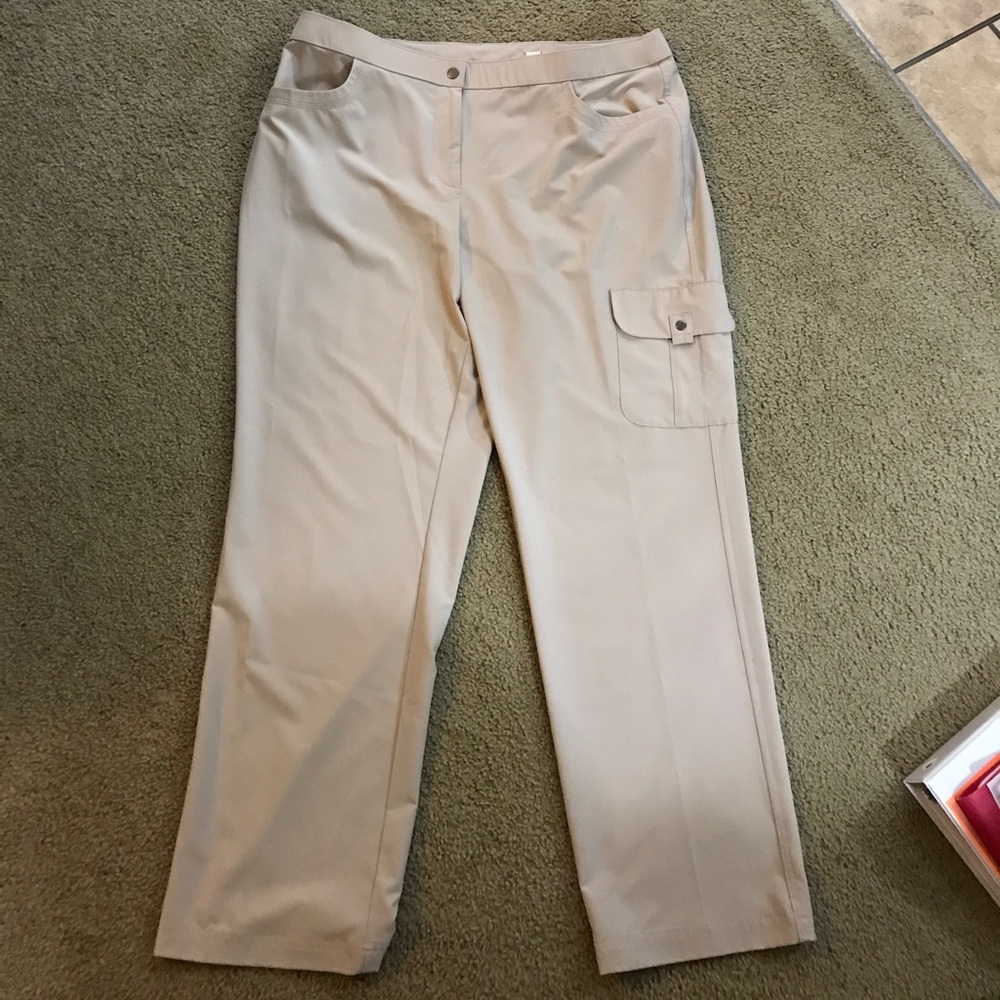 Weekends by Chico's kaky tan pants size 3 (16)