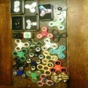 Fidget spinners and two fidget cubes