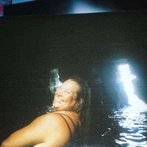 Meet your Posher, Christy