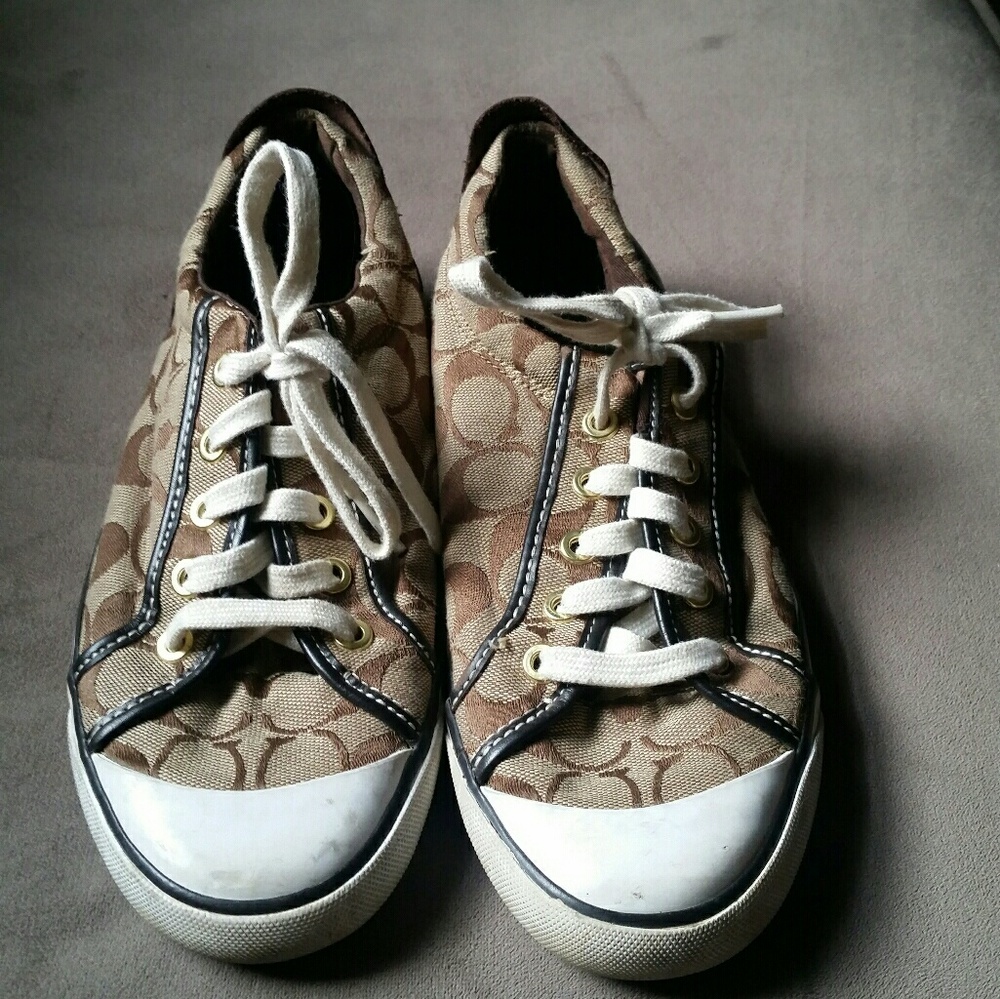 Ladies Coach shoes
