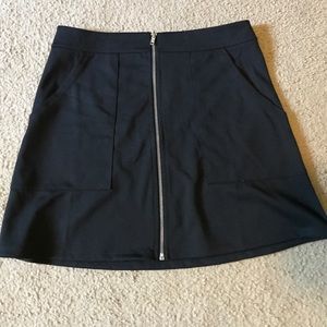 Black zipper skirt
