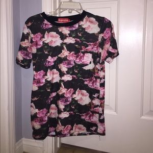 Surpreme shirt