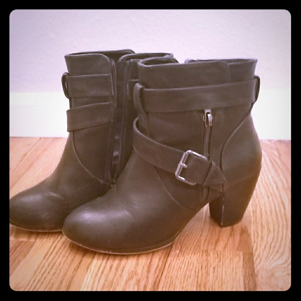 Black Liliana Booties