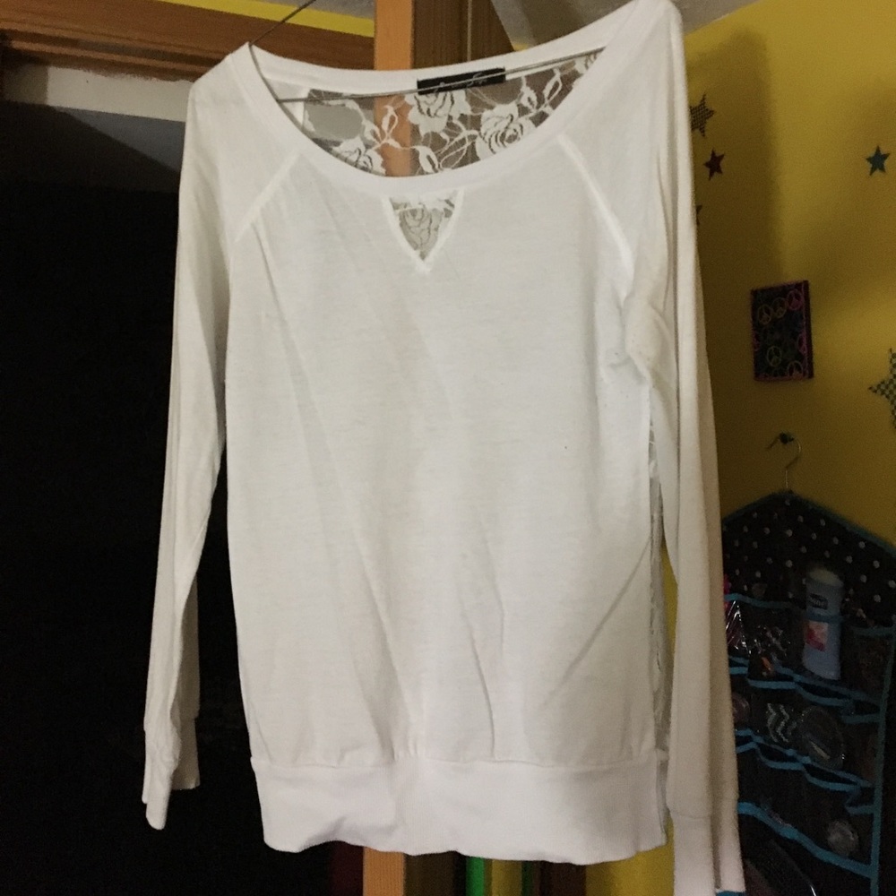 White long sleeve shirt