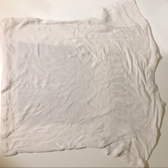 Brandy Melville LA Crop Top - Picture 3 of 3