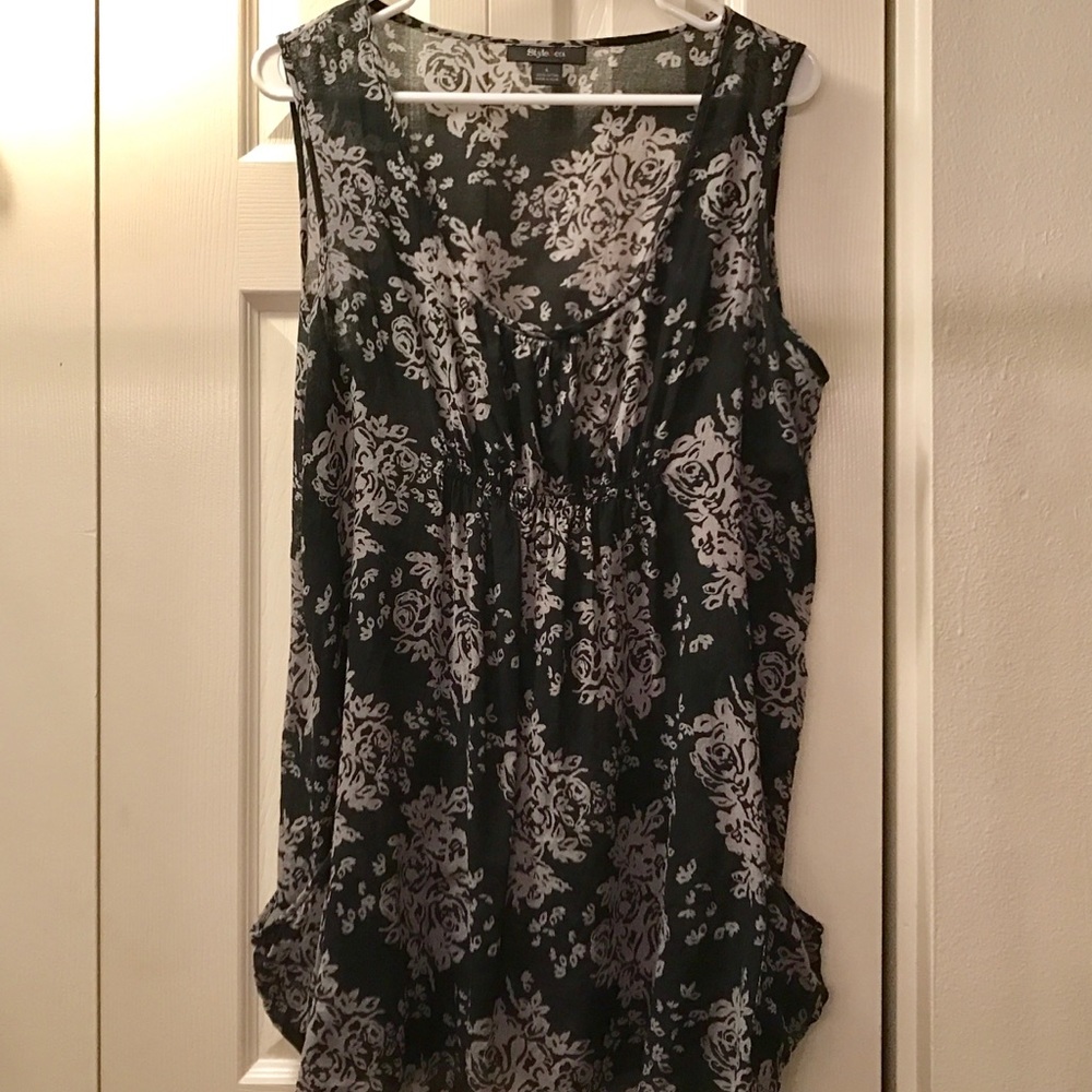 [Large] EUC - Sheer Sleeveless Tunic w Pockets