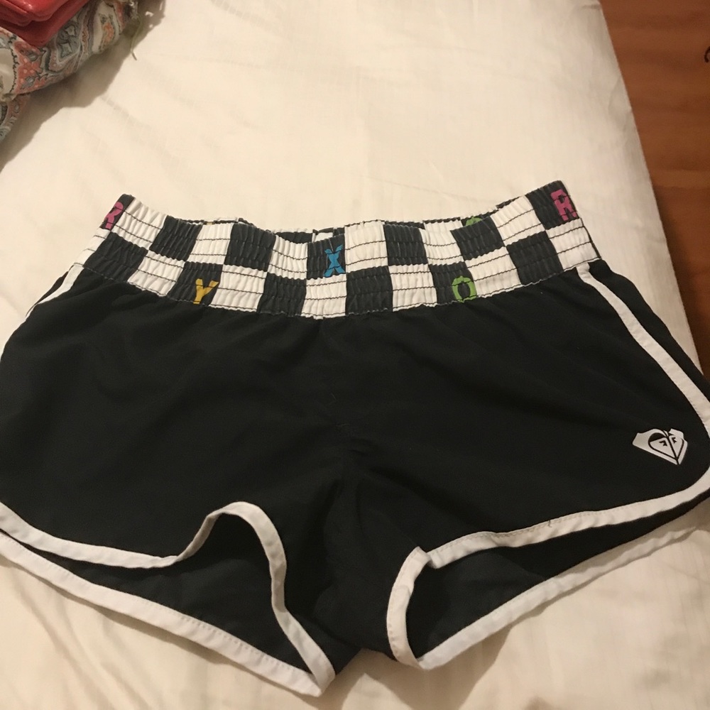 Cover up swim shorts, size 5, Roxy