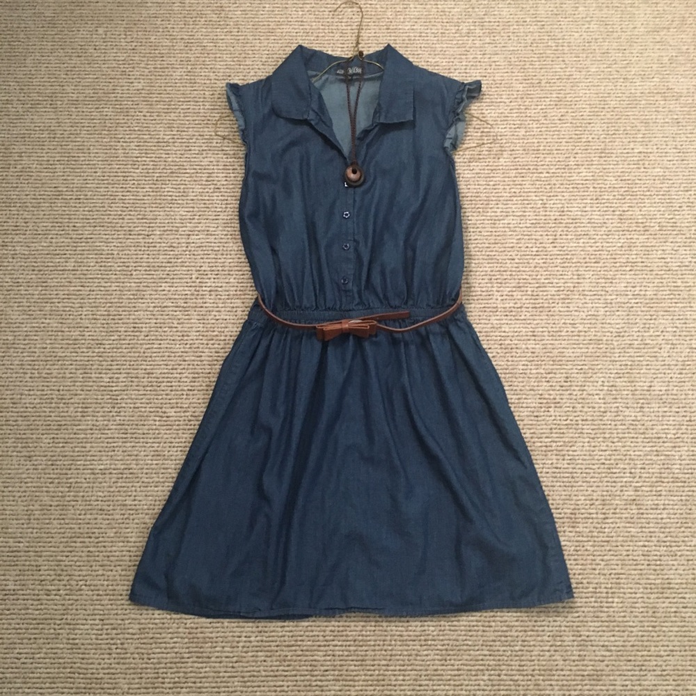 Denim mini dress/tunic with belt and necklace