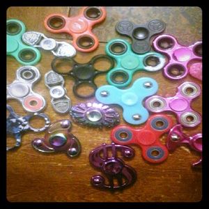 Fidget spinners 10 dallars each