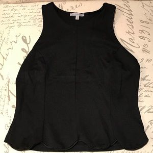 Sleeveless mid drift crop top