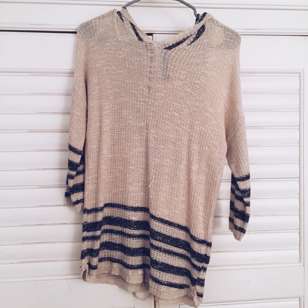 hooded sweater