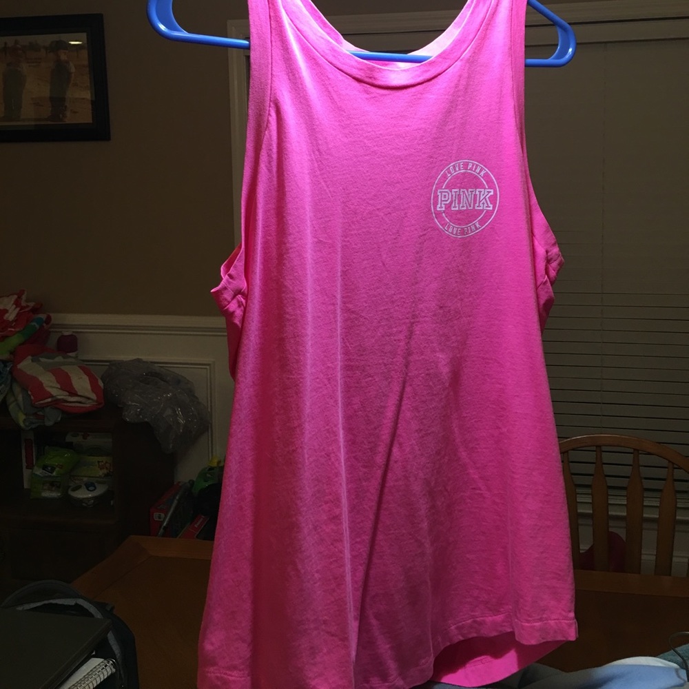 Pink sleeveless tshirt