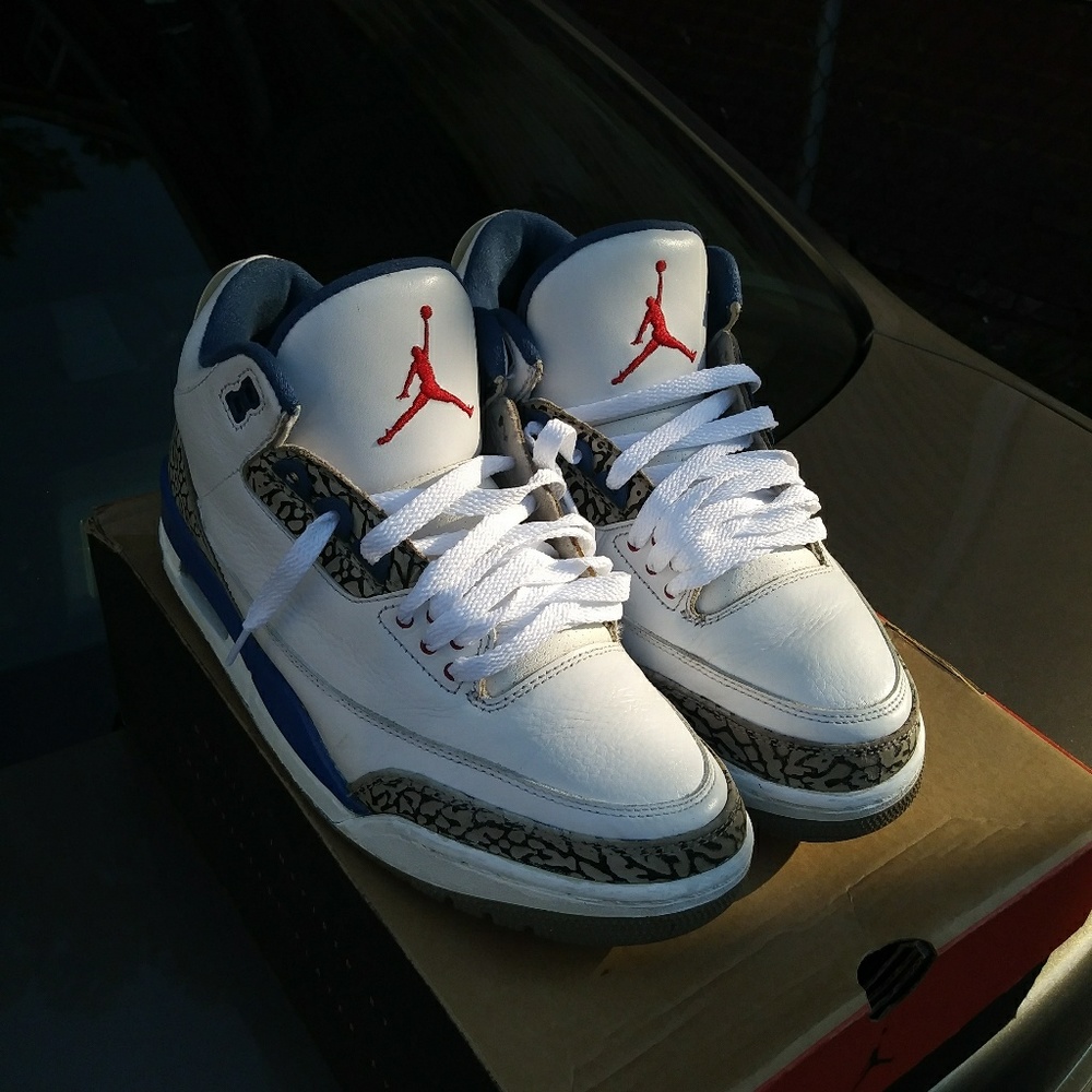 True blue 3s sz 9.5