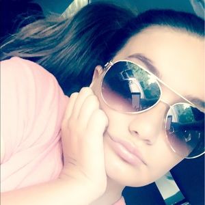 Meet your Posher, Aubrey