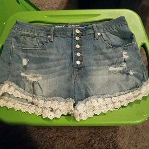Ladies shorts
