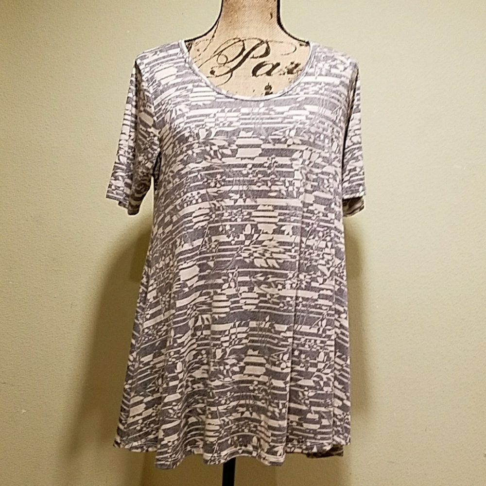 Luluroe Perfect T