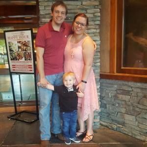 Meet your Posher, Amanda mae