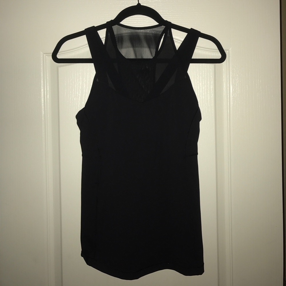 Black lululemon tank w mesh