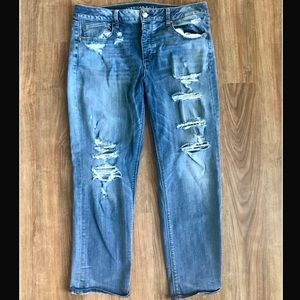 American eagle tomgirl jeans