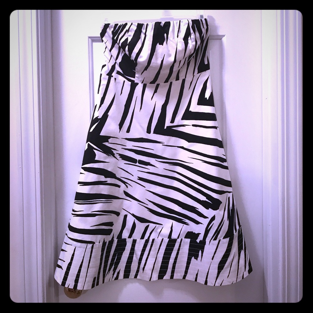 The Limited Zebra Strapless Sundress 🌺 Size 0
