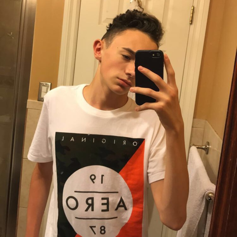 Meet your Posher, Dylan