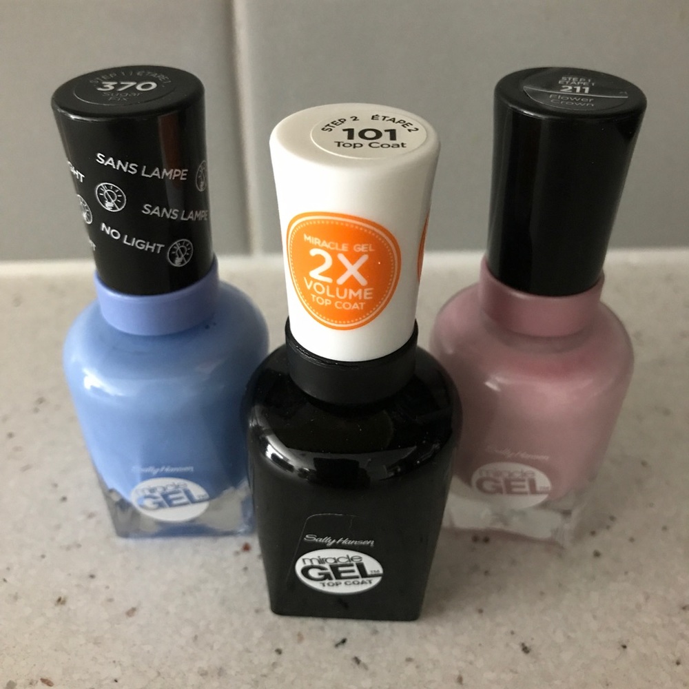 Sally Hansen gel nail polishes
