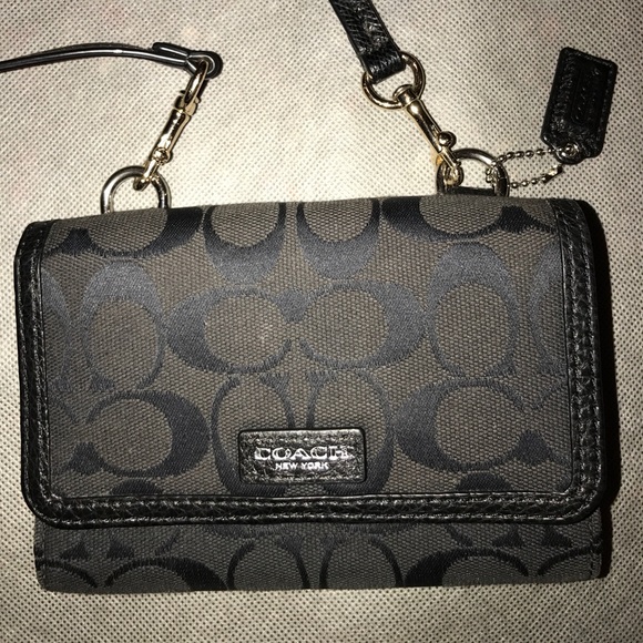 Coach Crossbody wallet - Picture 2 of 3