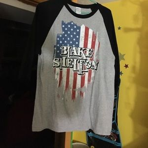 Blake Shelton concert shirt