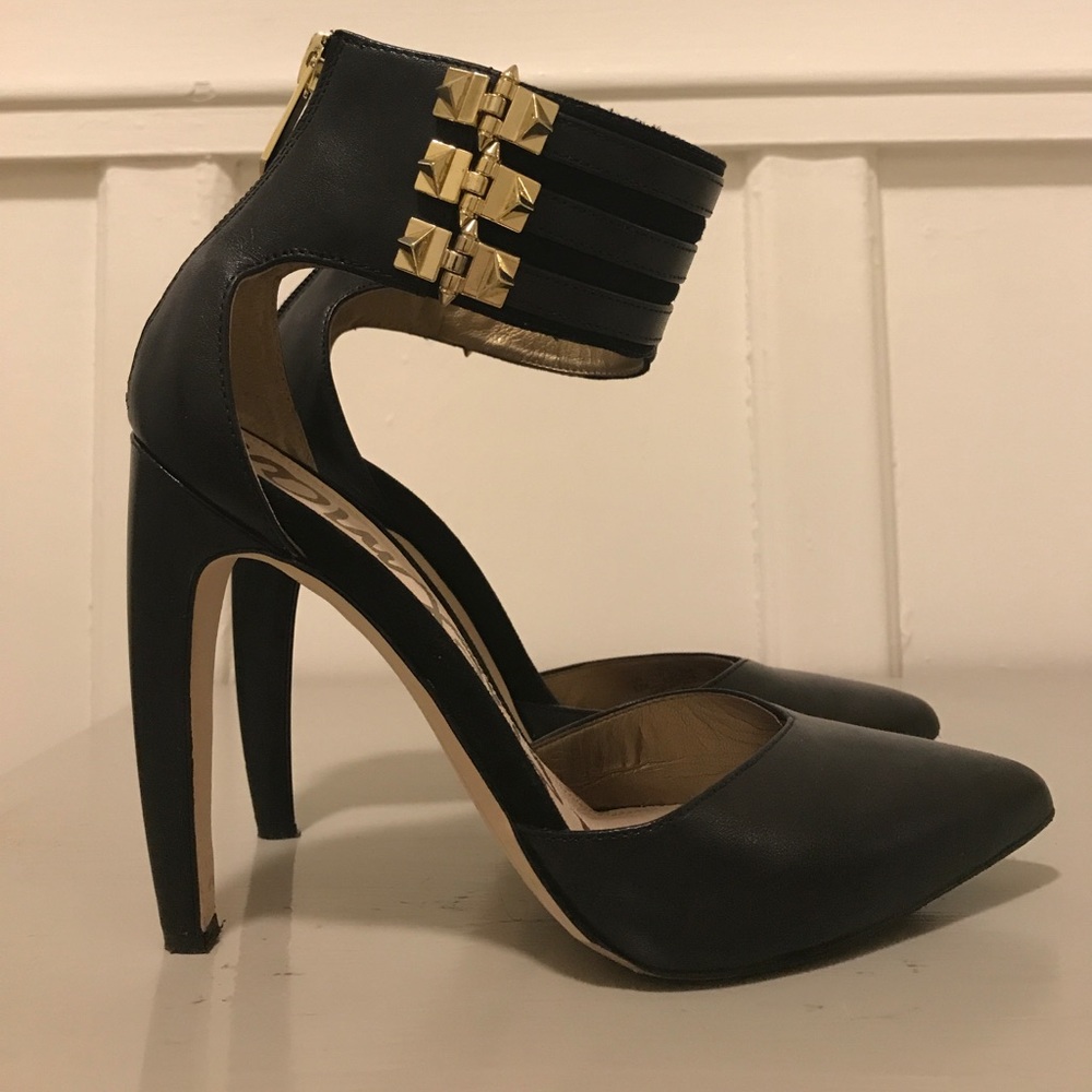 Sam Edelman pumps