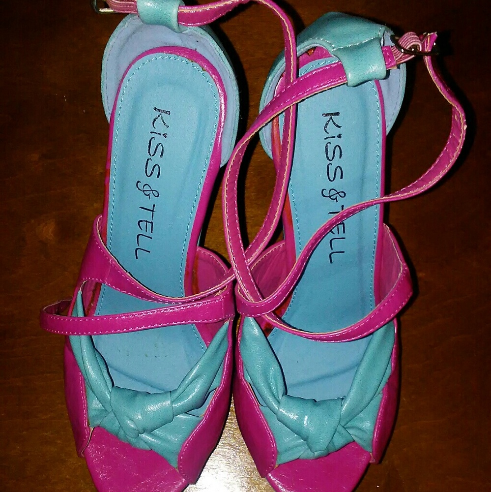 Kiss and Tell Sandals