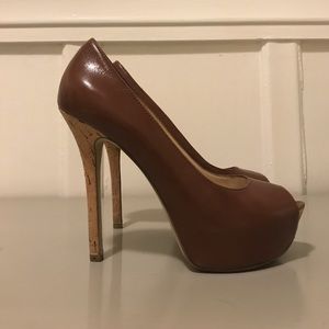 Enzo Angiolini brown leather heels