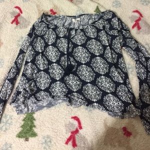 Adorable Aeropostale top😻