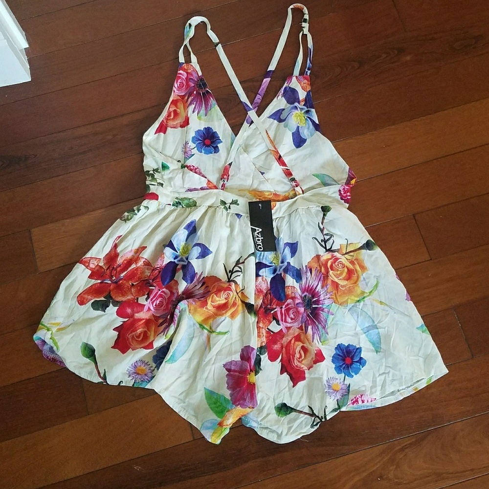 NWT Floral romper - Picture 7 of 8