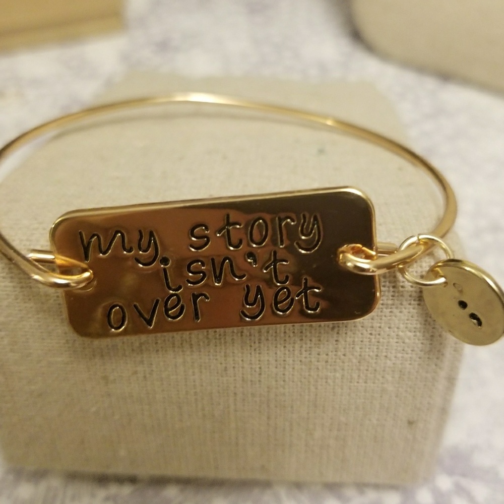 My story isn't over bracelet