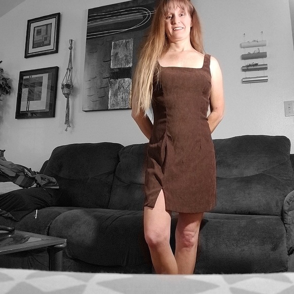 Velvet Brown Dress - Picture 4 of 5
