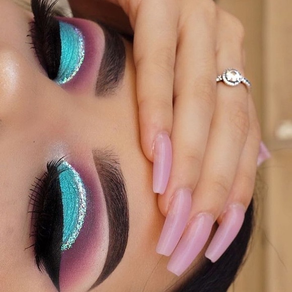 Meet your Posher, Janeth - Picture 1 of 1