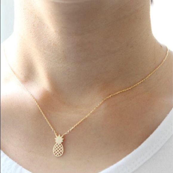 5 for $25 14k gold or silver pineapple necklace - Picture 3 of 3