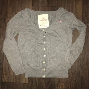 Hollister cardigan size medium