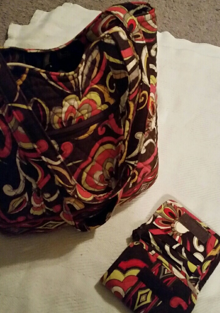 Vera Bradley purse and wallet set