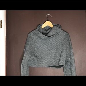 Turtle neck crop top