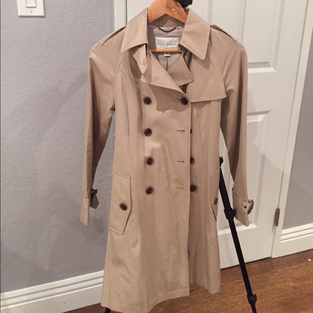 Banana Republic Trenchcoat
