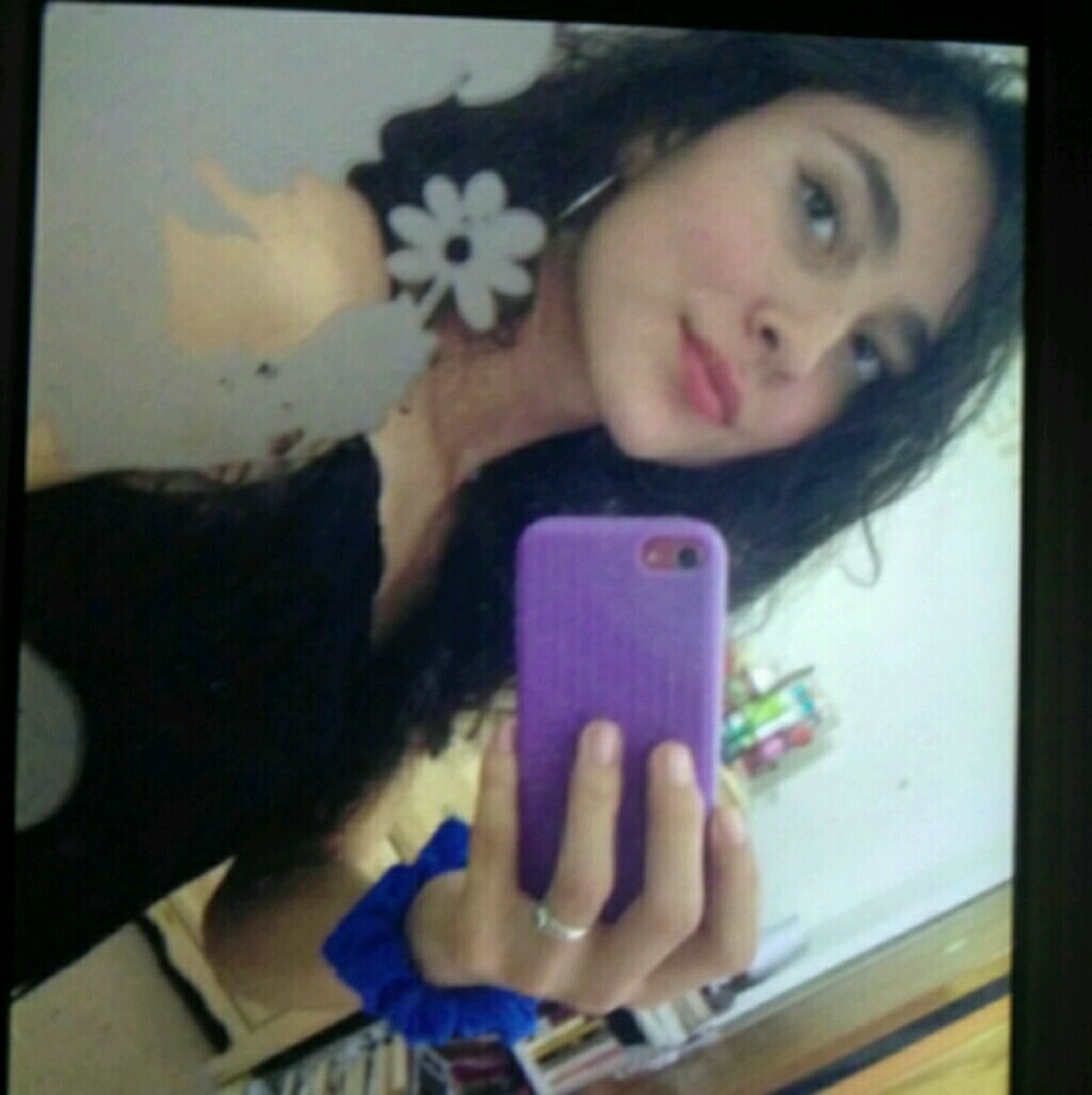 Meet your Posher, Veronica